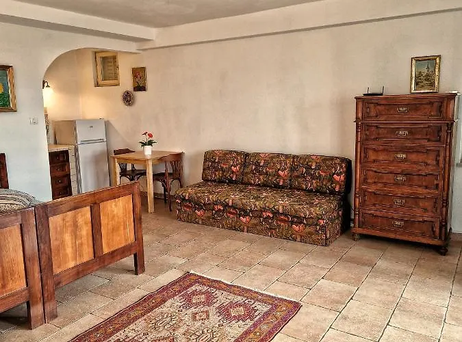 House Among Olive Trees With A Sea View 3 * Ankaran